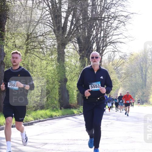 12.04.2026 - 45. Internationalen Wilhelmsburger Insellauf Yannick Fuchs http://msf.ph/oto/9489369 12.04.2026 10:41:06 Laufen 3567, 5553, 5284 meine-sportfotos.de
