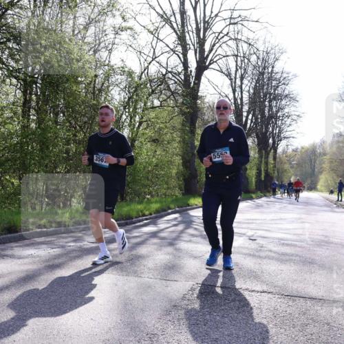 12.04.2026 - 45. Internationalen Wilhelmsburger Insellauf Yannick Fuchs http://msf.ph/oto/9489381 12.04.2026 10:41:08 Laufen 356, 555 meine-sportfotos.de