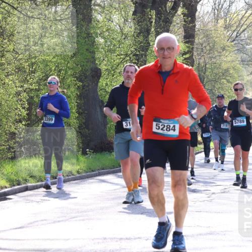 12.04.2026 - 45. Internationalen Wilhelmsburger Insellauf Yannick Fuchs http://msf.ph/oto/9489392 12.04.2026 10:41:15 Laufen 3399, 31, 5284, 3183, 2255, 5789, 2162 meine-sportfotos.de