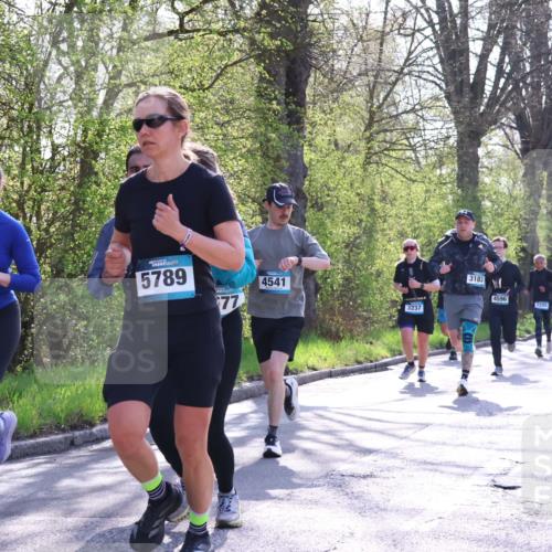 12.04.2026 - 45. Internationalen Wilhelmsburger Insellauf Yannick Fuchs http://msf.ph/oto/9489427 12.04.2026 10:41:21 Laufen 3399, 5789, 77, 4541, 3237, 3183, 4596, 2255 meine-sportfotos.de