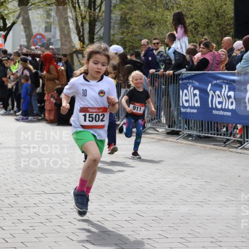 12.04.2026 - 45. Internationalen Wilhelmsburger Insellauf Strokosch-Dieckow http://msf.ph/oto/9489437 12.04.2026 14:09:13 Ziel 191, 1075, 52, 247, 453, 273, 955, 786, 947, 180, 12, 911, 741, 1502, 927, 215, 577, 223, 271 meine-sportfotos.de