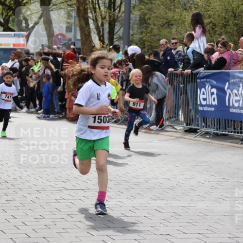 12.04.2026 - 45. Internationalen Wilhelmsburger Insellauf Strokosch-Dieckow http://msf.ph/oto/9489444 12.04.2026 14:09:13 Ziel 191, 1075, 52, 247, 453, 273, 955, 786, 947, 180, 12, 911, 741, 1502, 927, 215, 577, 223, 271 meine-sportfotos.de