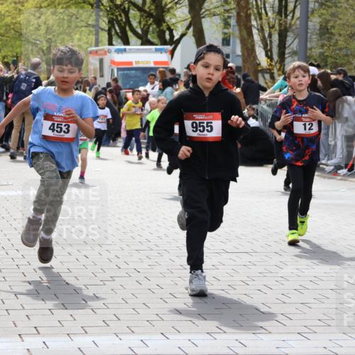 12.04.2026 - 45. Internationalen Wilhelmsburger Insellauf Strokosch-Dieckow http://msf.ph/oto/9489458 12.04.2026 14:09:09 Ziel 50, 256, 214, 939, 274, 191, 1075, 52, 247, 453, 273, 955, 786, 947, 180, 12, 911, 741, 1502 meine-sportfotos.de