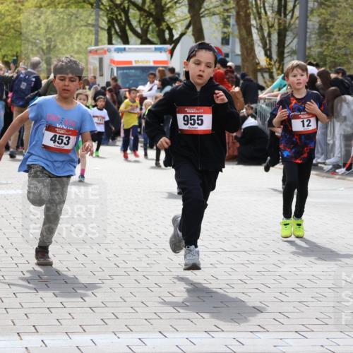 12.04.2026 - 45. Internationalen Wilhelmsburger Insellauf Strokosch-Dieckow http://msf.ph/oto/9489459 12.04.2026 14:09:09 Ziel 50, 256, 214, 939, 274, 191, 1075, 52, 247, 453, 273, 955, 786, 947, 180, 12, 911, 741, 1502 meine-sportfotos.de