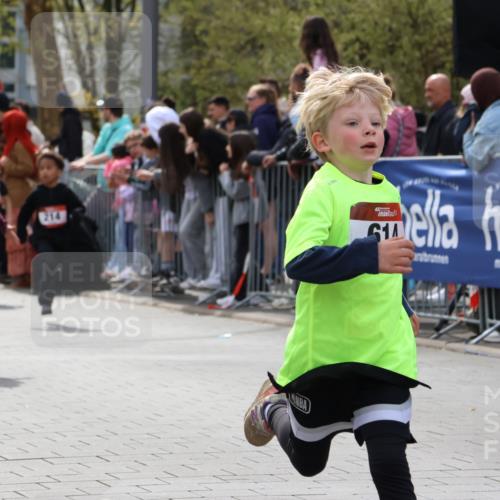 12.04.2026 - 45. Internationalen Wilhelmsburger Insellauf Strokosch-Dieckow http://msf.ph/oto/9489484 12.04.2026 14:09:01 Ziel 1506, 266, 713, 547, 762, 281, 928, 953, 614, 235, 50, 256, 214, 939, 274, 191, 1075 meine-sportfotos.de