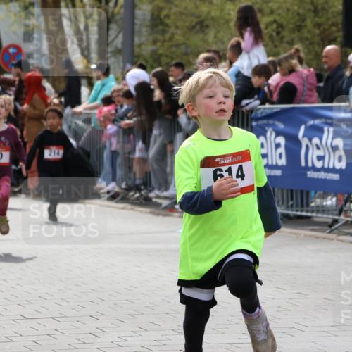 12.04.2026 - 45. Internationalen Wilhelmsburger Insellauf Strokosch-Dieckow http://msf.ph/oto/9489486 12.04.2026 14:09:00 Ziel 91, 254, 1506, 266, 713, 547, 762, 281, 928, 953, 614, 235, 50, 256, 214, 939, 274 meine-sportfotos.de