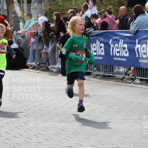 12.04.2026 - 45. Internationalen Wilhelmsburger Insellauf Strokosch-Dieckow http://msf.ph/oto/9489490 12.04.2026 14:08:59 Ziel 91, 254, 1506, 266, 713, 547, 762, 281, 928, 953, 614, 235, 50, 256 meine-sportfotos.de