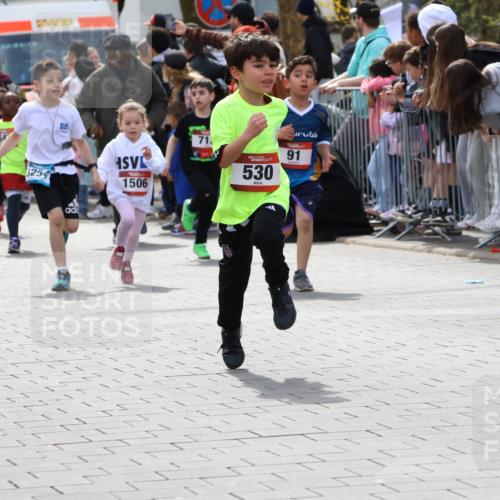 12.04.2026 - 45. Internationalen Wilhelmsburger Insellauf Strokosch-Dieckow http://msf.ph/oto/9489529 12.04.2026 14:08:50 Ziel 919, 754, 211, 711, 530, 91, 254, 1506, 266, 713, 547 meine-sportfotos.de