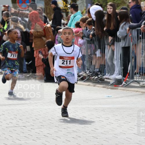 12.04.2026 - 45. Internationalen Wilhelmsburger Insellauf Strokosch-Dieckow http://msf.ph/oto/9489540 12.04.2026 14:08:48 Ziel 774, 919, 754, 211, 711, 530, 91, 254 meine-sportfotos.de