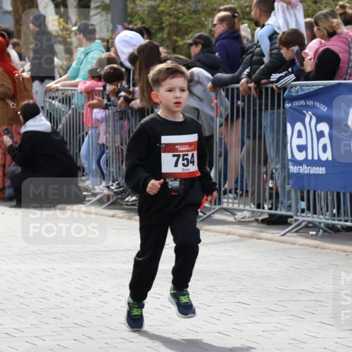 12.04.2026 - 45. Internationalen Wilhelmsburger Insellauf Strokosch-Dieckow http://msf.ph/oto/9489545 12.04.2026 14:08:45 Ziel 232, 749, 967, 774, 919, 754, 211, 711, 530 meine-sportfotos.de