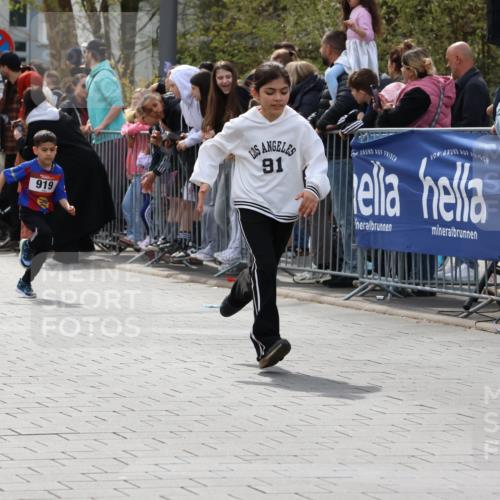 12.04.2026 - 45. Internationalen Wilhelmsburger Insellauf Strokosch-Dieckow http://msf.ph/oto/9489565 12.04.2026 14:08:41 Ziel 653, 143, 1057, 232, 749, 967, 774, 919, 754 meine-sportfotos.de