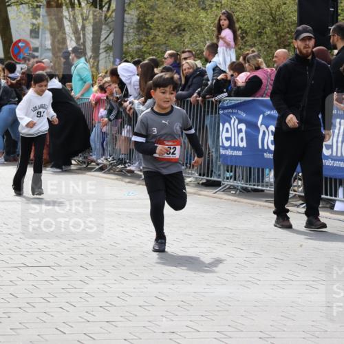 12.04.2026 - 45. Internationalen Wilhelmsburger Insellauf Strokosch-Dieckow http://msf.ph/oto/9489573 12.04.2026 14:08:40 Ziel 174, 653, 143, 1057, 232, 749, 967, 774, 919 meine-sportfotos.de