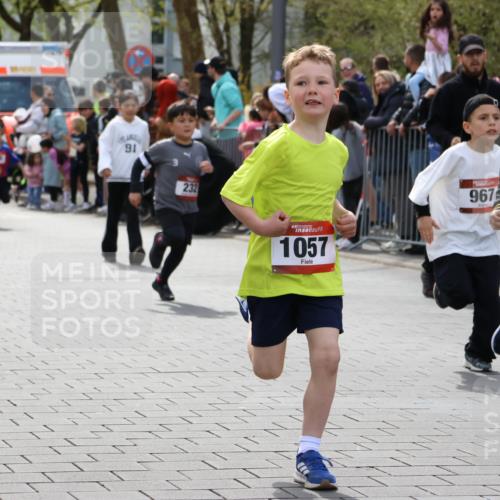 12.04.2026 - 45. Internationalen Wilhelmsburger Insellauf Strokosch-Dieckow http://msf.ph/oto/9489575 12.04.2026 14:08:39 Ziel 175, 174, 653, 143, 1057, 232, 749, 967, 774, 919 meine-sportfotos.de