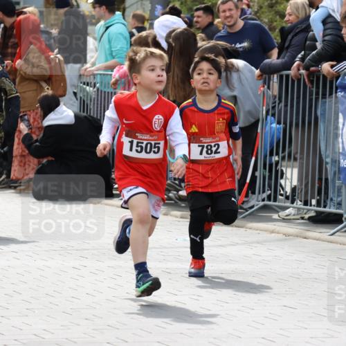12.04.2026 - 45. Internationalen Wilhelmsburger Insellauf Strokosch-Dieckow http://msf.ph/oto/9489614 12.04.2026 14:08:28 Ziel 58, 26, 716, 1505, 782, 258, 175, 174 meine-sportfotos.de