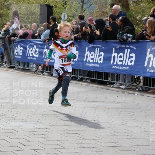 12.04.2026 - 45. Internationalen Wilhelmsburger Insellauf Strokosch-Dieckow http://msf.ph/oto/9489639 12.04.2026 14:08:19 Ziel 1510, 1509, 58, 26 meine-sportfotos.de