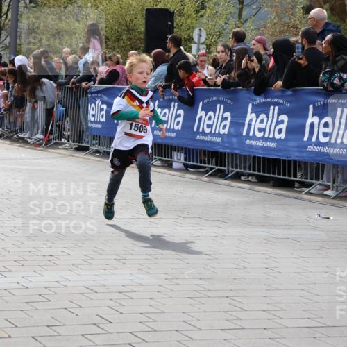 12.04.2026 - 45. Internationalen Wilhelmsburger Insellauf Strokosch-Dieckow http://msf.ph/oto/9489644 12.04.2026 14:08:19 Ziel 1510, 1509, 58, 26 meine-sportfotos.de