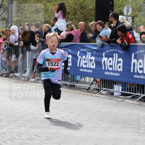 12.04.2026 - 45. Internationalen Wilhelmsburger Insellauf Strokosch-Dieckow http://msf.ph/oto/9489718 12.04.2026 14:07:48 Ziel 1522 meine-sportfotos.de