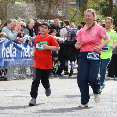 12.04.2026 - 45. Internationalen Wilhelmsburger Insellauf Strokosch-Dieckow http://msf.ph/oto/9489750 12.04.2026 14:36:11 Ziel 820, 328, 1025, 360, 325, 125, 827, 1024, 517, 521 meine-sportfotos.de