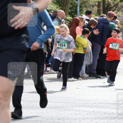 12.04.2026 - 45. Internationalen Wilhelmsburger Insellauf Strokosch-Dieckow http://msf.ph/oto/9489755 12.04.2026 14:36:08 Ziel 93, 148, 1710, 863, 820, 328, 1025, 360, 325, 125, 827, 1024 meine-sportfotos.de
