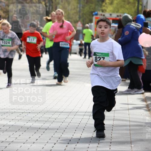 12.04.2026 - 45. Internationalen Wilhelmsburger Insellauf Strokosch-Dieckow http://msf.ph/oto/9489760 12.04.2026 14:36:06 Ziel 93, 148, 1710, 863, 820, 328, 1025, 360, 325, 125, 827 meine-sportfotos.de
