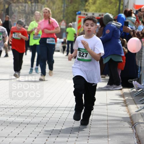 12.04.2026 - 45. Internationalen Wilhelmsburger Insellauf Strokosch-Dieckow http://msf.ph/oto/9489762 12.04.2026 14:36:06 Ziel 93, 148, 1710, 863, 820, 328, 1025, 360, 325, 125, 827 meine-sportfotos.de
