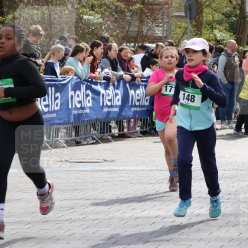 12.04.2026 - 45. Internationalen Wilhelmsburger Insellauf Strokosch-Dieckow http://msf.ph/oto/9489779 12.04.2026 14:36:00 Ziel 344, 90, 1732, 847, 641, 1056, 411, 93, 148, 1710, 863 meine-sportfotos.de