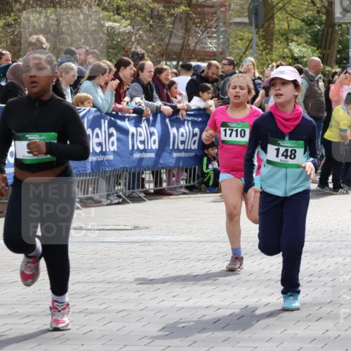 12.04.2026 - 45. Internationalen Wilhelmsburger Insellauf Strokosch-Dieckow http://msf.ph/oto/9489781 12.04.2026 14:36:00 Ziel 344, 90, 1732, 847, 641, 1056, 411, 93, 148, 1710, 863 meine-sportfotos.de