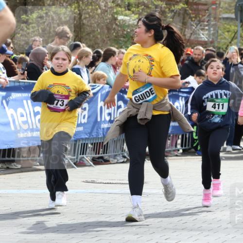 12.04.2026 - 45. Internationalen Wilhelmsburger Insellauf Strokosch-Dieckow http://msf.ph/oto/9489794 12.04.2026 14:35:54 Ziel 1069, 583, 628, 557, 585, 79, 76, 344, 90, 1732, 847, 641, 1056, 411 meine-sportfotos.de