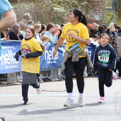 12.04.2026 - 45. Internationalen Wilhelmsburger Insellauf Strokosch-Dieckow http://msf.ph/oto/9489796 12.04.2026 14:35:54 Ziel 1069, 583, 628, 557, 585, 79, 76, 344, 90, 1732, 847, 641, 1056, 411 meine-sportfotos.de