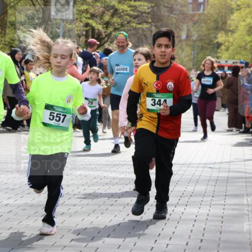 12.04.2026 - 45. Internationalen Wilhelmsburger Insellauf Strokosch-Dieckow http://msf.ph/oto/9489804 12.04.2026 14:35:49 Ziel 13, 850, 481, 81, 1069, 583, 628, 557, 585, 79, 76, 344, 90, 1732 meine-sportfotos.de