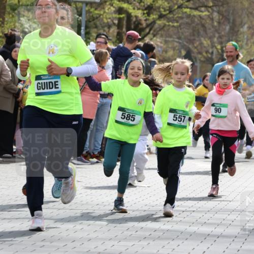 12.04.2026 - 45. Internationalen Wilhelmsburger Insellauf Strokosch-Dieckow http://msf.ph/oto/9489816 12.04.2026 14:35:46 Ziel 77, 549, 1729, 606, 13, 850, 481, 81, 1069, 583, 628, 557, 585 meine-sportfotos.de