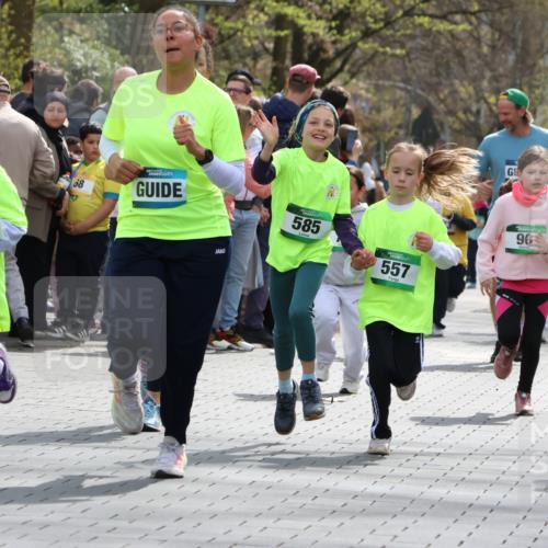 12.04.2026 - 45. Internationalen Wilhelmsburger Insellauf Strokosch-Dieckow http://msf.ph/oto/9489820 12.04.2026 14:35:46 Ziel 77, 549, 1729, 606, 13, 850, 481, 81, 1069, 583, 628, 557, 585 meine-sportfotos.de
