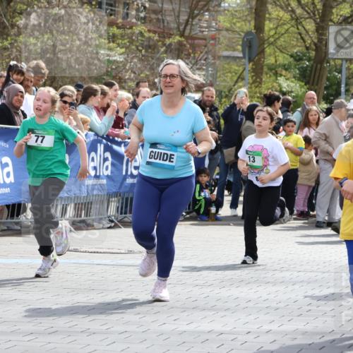 12.04.2026 - 45. Internationalen Wilhelmsburger Insellauf Strokosch-Dieckow http://msf.ph/oto/9489839 12.04.2026 14:35:39 Ziel 515, 432, 513, 442, 603, 364, 425, 813, 674, 1724, 118, 322, 525, 77, 549, 1729, 606, 13, 850, 481 meine-sportfotos.de
