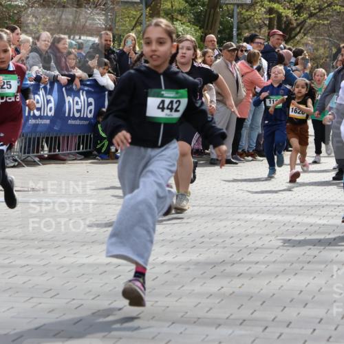 12.04.2026 - 45. Internationalen Wilhelmsburger Insellauf Strokosch-Dieckow http://msf.ph/oto/9489857 12.04.2026 14:35:35 Ziel 334, 514, 594, 680, 851, 515, 432, 513, 442, 603, 364, 425, 813, 674, 1724, 118, 322, 525, 77, 549 meine-sportfotos.de