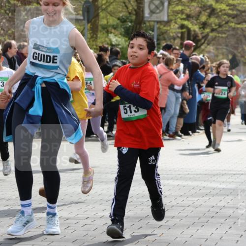 12.04.2026 - 45. Internationalen Wilhelmsburger Insellauf Strokosch-Dieckow http://msf.ph/oto/9489865 12.04.2026 14:35:32 Ziel 474, 484, 137, 582, 334, 514, 594, 680, 851, 515, 432, 513, 442, 603, 364, 425, 813, 674, 1724, 118, 322, 525 meine-sportfotos.de