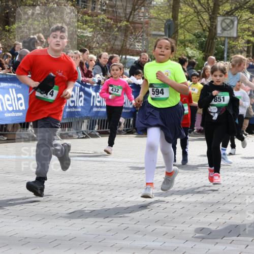 12.04.2026 - 45. Internationalen Wilhelmsburger Insellauf Strokosch-Dieckow http://msf.ph/oto/9489873 12.04.2026 14:35:29 Ziel 1717, 312, 340, 848, 1728, 474, 484, 137, 582, 334, 514, 594, 680, 851, 515, 432, 513, 442, 603, 364 meine-sportfotos.de
