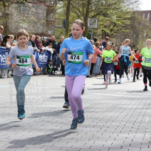 12.04.2026 - 45. Internationalen Wilhelmsburger Insellauf Strokosch-Dieckow http://msf.ph/oto/9489880 12.04.2026 14:35:26 Ziel 1017, 1717, 312, 340, 848, 1728, 474, 484, 137, 582, 334, 514, 594, 680, 851 meine-sportfotos.de