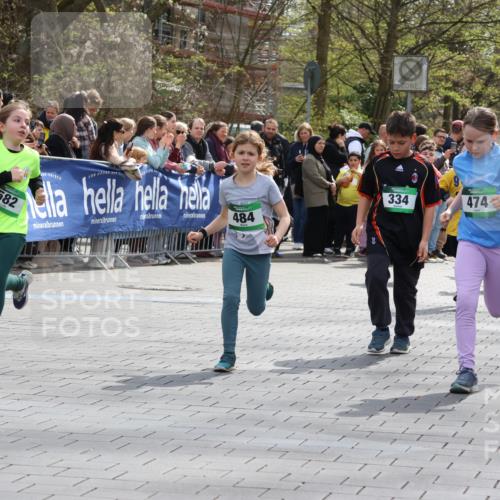 12.04.2026 - 45. Internationalen Wilhelmsburger Insellauf Strokosch-Dieckow http://msf.ph/oto/9489888 12.04.2026 14:35:25 Ziel 366, 574, 1017, 1717, 312, 340, 848, 1728, 474, 484, 137, 582, 334, 514, 594, 680 meine-sportfotos.de