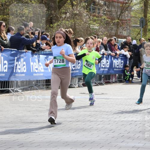 12.04.2026 - 45. Internationalen Wilhelmsburger Insellauf Strokosch-Dieckow http://msf.ph/oto/9489893 12.04.2026 14:35:25 Ziel 366, 574, 1017, 1717, 312, 340, 848, 1728, 474, 484, 137, 582, 334, 514, 594, 680 meine-sportfotos.de