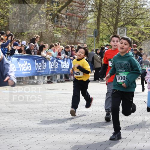 12.04.2026 - 45. Internationalen Wilhelmsburger Insellauf Strokosch-Dieckow http://msf.ph/oto/9489931 12.04.2026 14:35:14 Ziel 415, 1707, 846, 842, 1703, 156, 659, 873, 142, 522, 1009, 419, 80, 366, 574 meine-sportfotos.de