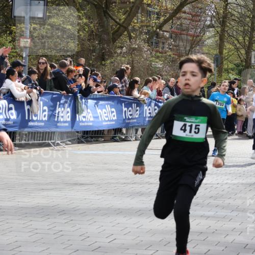 12.04.2026 - 45. Internationalen Wilhelmsburger Insellauf Strokosch-Dieckow http://msf.ph/oto/9489944 12.04.2026 14:35:10 Ziel 163, 166, 836, 869, 415, 1707, 846, 842, 1703, 156, 659, 873, 142, 522, 1009 meine-sportfotos.de