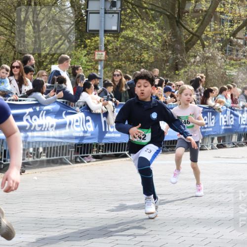 12.04.2026 - 45. Internationalen Wilhelmsburger Insellauf Strokosch-Dieckow http://msf.ph/oto/9489948 12.04.2026 14:35:09 Ziel 69, 470, 1750, 163, 166, 836, 869, 415, 1707, 846, 842, 1703, 156, 659, 873, 142, 522, 1009 meine-sportfotos.de