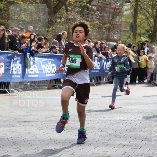 12.04.2026 - 45. Internationalen Wilhelmsburger Insellauf Strokosch-Dieckow http://msf.ph/oto/9489958 12.04.2026 14:35:07 Ziel 677, 69, 470, 1750, 163, 166, 836, 869, 415, 1707, 846, 842, 1703, 156, 659 meine-sportfotos.de
