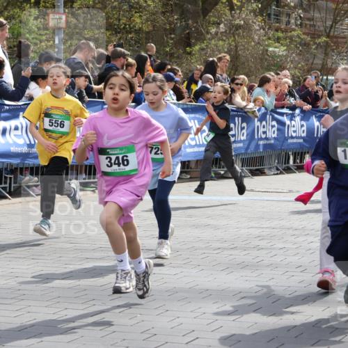 12.04.2026 - 45. Internationalen Wilhelmsburger Insellauf Strokosch-Dieckow http://msf.ph/oto/9489997 12.04.2026 14:34:55 Ziel 519, 999, 622, 471, 356, 47, 1021, 485, 489, 1016, 122, 476, 472, 575, 287, 326, 464, 1706, 346, 1726, 556, 840, 864, 288, 1725, 550, 527, 1721, 616, 816 meine-sportfotos.de