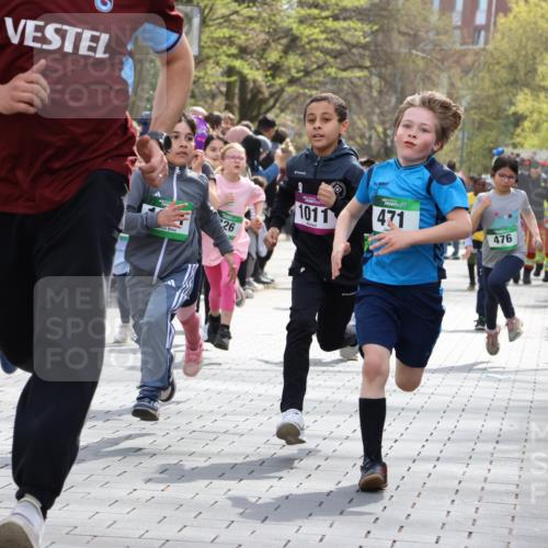 12.04.2026 - 45. Internationalen Wilhelmsburger Insellauf Strokosch-Dieckow http://msf.ph/oto/9490020 12.04.2026 14:34:50 Ziel 538, 40, 303, 993, 519, 999, 622, 471, 356, 47, 1021, 485, 489, 1016, 122, 476, 472, 575, 287, 326, 464, 1706, 346, 1726, 556, 840 meine-sportfotos.de