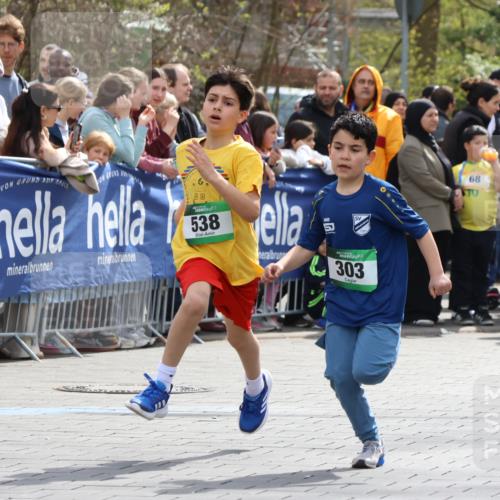 12.04.2026 - 45. Internationalen Wilhelmsburger Insellauf Strokosch-Dieckow http://msf.ph/oto/9490043 12.04.2026 14:34:44 Ziel 110, 524, 660, 843, 815, 423, 16, 837, 311, 589, 808, 1720, 538, 40, 303, 993, 519, 999, 622, 471, 356, 47 meine-sportfotos.de