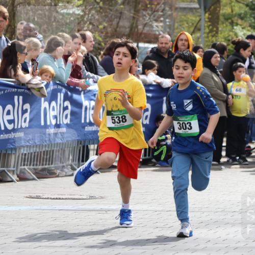 12.04.2026 - 45. Internationalen Wilhelmsburger Insellauf Strokosch-Dieckow http://msf.ph/oto/9490044 12.04.2026 14:34:44 Ziel 110, 524, 660, 843, 815, 423, 16, 837, 311, 589, 808, 1720, 538, 40, 303, 993, 519, 999, 622, 471, 356, 47 meine-sportfotos.de