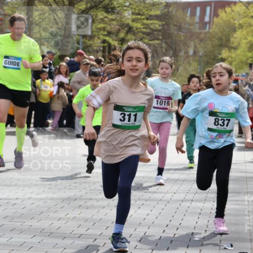 12.04.2026 - 45. Internationalen Wilhelmsburger Insellauf Strokosch-Dieckow http://msf.ph/oto/9490057 12.04.2026 14:34:40 Ziel 443, 291, 144, 995, 590, 436, 110, 524, 660, 843, 815, 423, 16, 837, 311, 589, 808, 1720, 538, 40, 303 meine-sportfotos.de