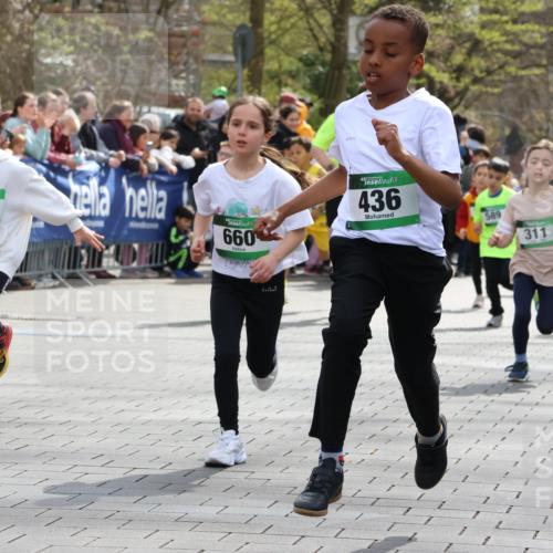12.04.2026 - 45. Internationalen Wilhelmsburger Insellauf Strokosch-Dieckow http://msf.ph/oto/9490064 12.04.2026 14:34:38 Ziel 146, 841, 1076, 1711, 443, 291, 144, 995, 590, 436, 110, 524, 660, 843, 815, 423, 16, 837, 311, 589, 808, 1720 meine-sportfotos.de