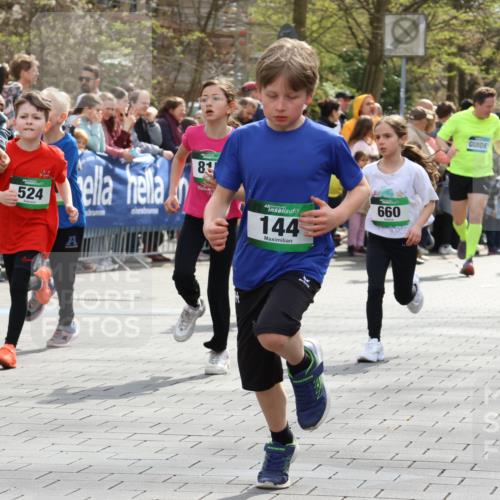 12.04.2026 - 45. Internationalen Wilhelmsburger Insellauf Strokosch-Dieckow http://msf.ph/oto/9490072 12.04.2026 14:34:37 Ziel 27, 332, 305, 853, 28, 146, 841, 1076, 1711, 443, 291, 144, 995, 590, 436, 110, 524, 660, 843, 815, 423, 16, 837, 311, 589, 808, 1720 meine-sportfotos.de